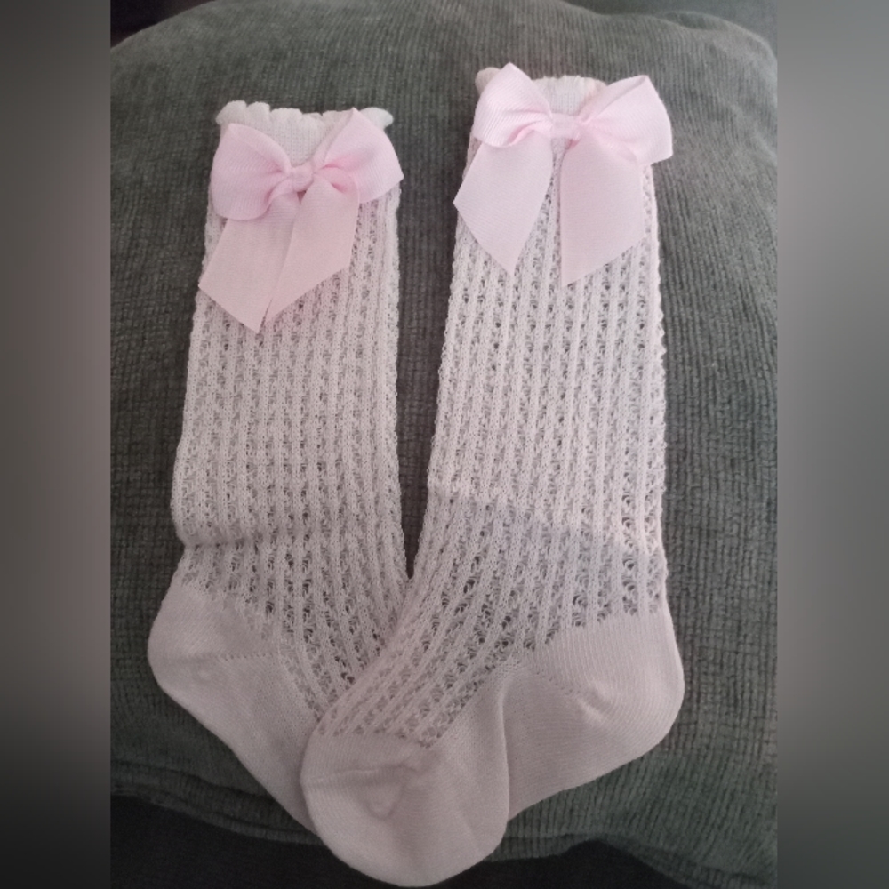Infant bow socks